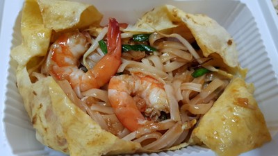 ผัดไทยกุ้งสด