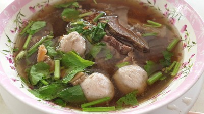 เกาเหลาเนื้อตุ๋น