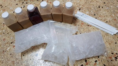 น้ำกระเจี๊ยบ 1 ลาเต้ 5