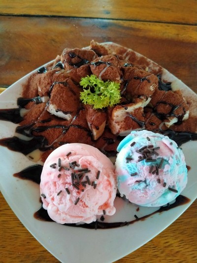 ICE CREAM
