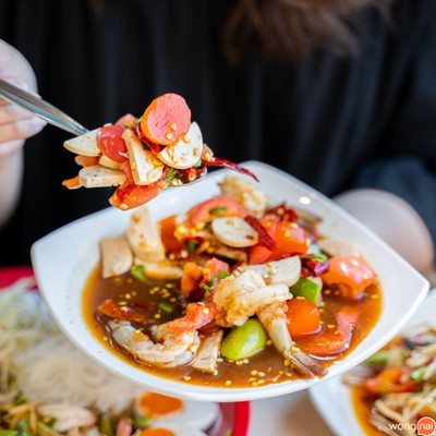 ยำไก่ยอ  / Chicken Yom Salad