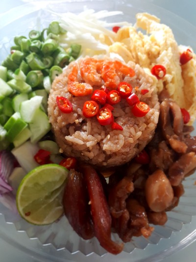ข้าวคลุกกะปิ (ไก่หวาน)