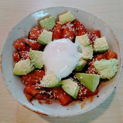 Spicy Salmon Avocado Don