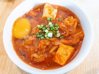 ซุปกิมจิ อร่อยฟิน คือเข้มข้นมาก เอามากินกับไข่ไก่ ฟินเว่อร์