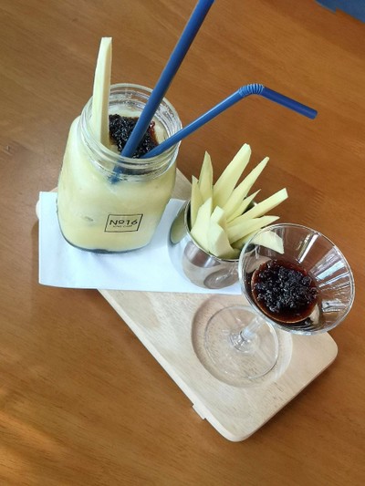 Mango Juice Frappe with Special Syrup มะม่วงน้่ำปลาหวานปั่น