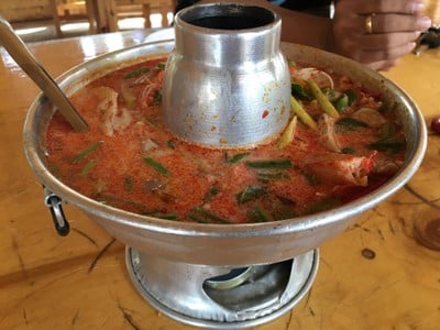 อาหาร หรือ เครื่องดื่ม