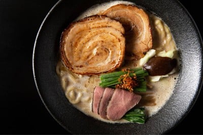 Mensho Tokyo พร้อมพงษ์