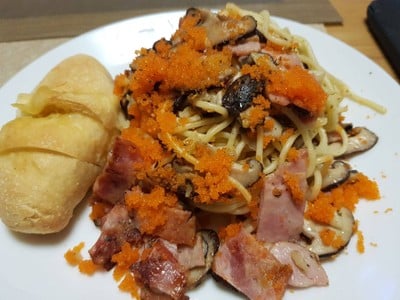 สำหรับคนไม่ชอบเลี่ยนจานนี้คืออร่อยมาก รสชาติกลมกล่อมแต่ออกเผ็ดไปมาก ใส่พริกแห้งเ