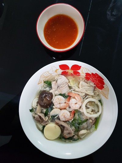 อาหาร หรือ เครื่องดื่ม