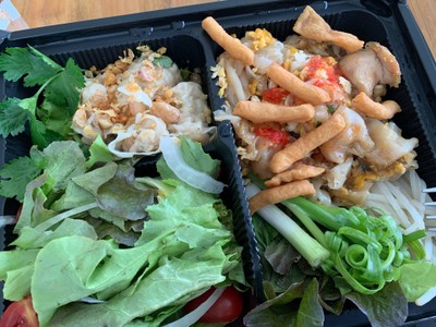 ก๋วยเตี๋ยวคั่วไก่