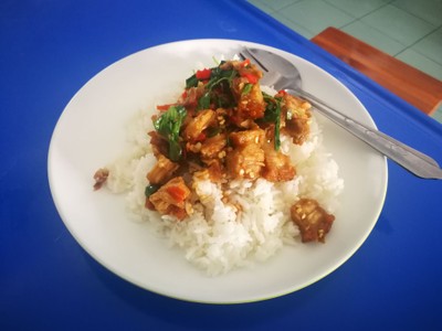 ข้าวกะเพราหมูกรอบ