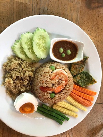 ข้าวน้ำพริกลงเรือ