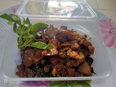 เครื่องในไก่ใต้น้ำ