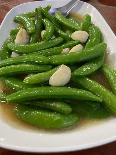 Stir Fried Green Peas With Oyster Sauce
