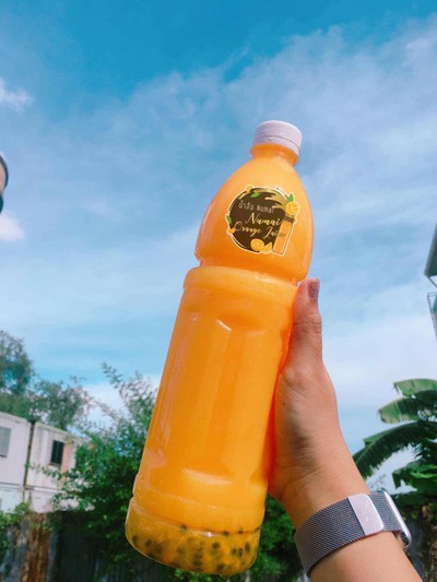 น้ำส้มใหญ่4สายพันธุ์แท้100% (ขวด1000cc.)