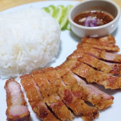 อาหาร หรือ เครื่องดื่ม