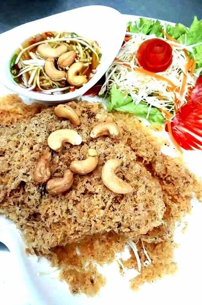 ยำกุ้งฟู