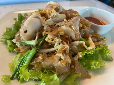 ก๋วยเตี๋ยวคั่วไก่