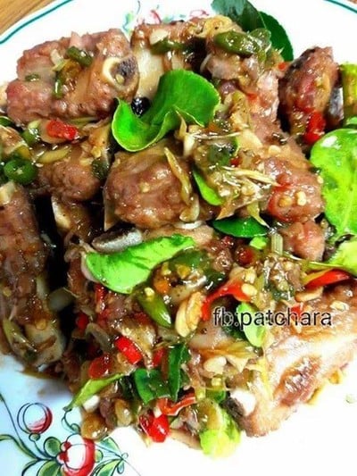 หมูคั่วพริกเกลือ