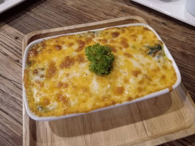 อาหาร หรือ เครื่องดื่ม