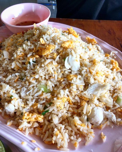 ข้าวผัดรวมมิตรทะเลใหญ่