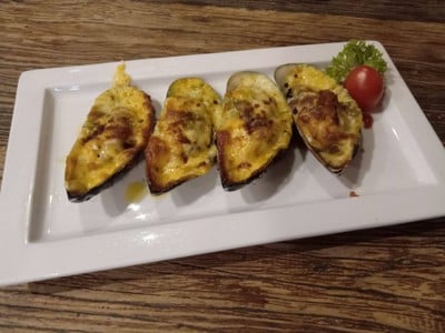 อาหาร หรือ เครื่องดื่ม