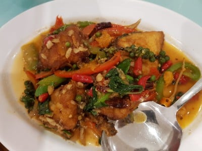 เนื้อปลากระพงผัดฉ่า