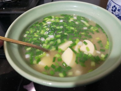 วิธีทำ ซุปมิโซะเต้าหู้ไข่ วิธีทำ ซุปมิโซะเต้าหู้ไข่