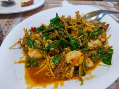 เมนูของร้าน ครัวท่าเรือ เมืองกาญจน์ นครชัยศรี นครชัยศรี
