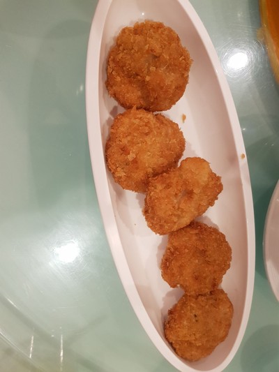 ทอดมันกุ้ง เล็ก (160฿)