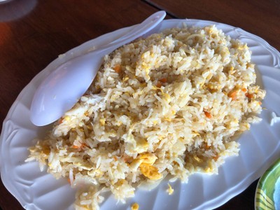 ข้าวผัดปูจานกลาง