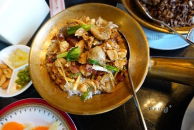 ข้าวอบหม้อดินทรงเครื่อง Size S