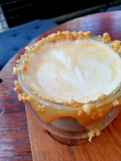 Hot Peanut Butter Latte 125 บาท