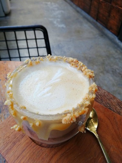 Hot Peanut Butter Latte 125 บาท
