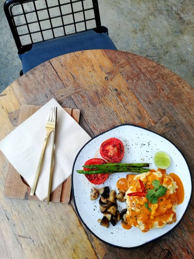 Scramble Egg Tom Yum 150 บาท