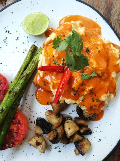 Scramble Egg Tom Yum 150 บาท