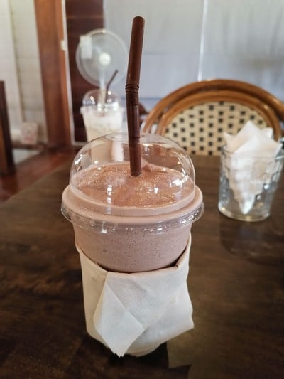 อาหาร หรือ เครื่องดื่ม