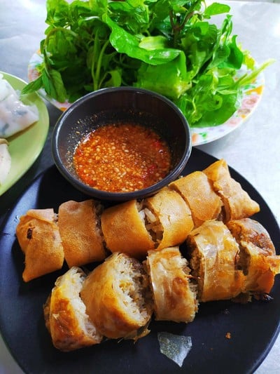เมนูของร้าน แม่อู๊ด อาหารเวียดนามแอนด์เบเกอรี่(อ๋า..ลูกชาย)