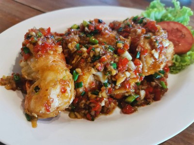 อาหาร หรือ เครื่องดื่ม