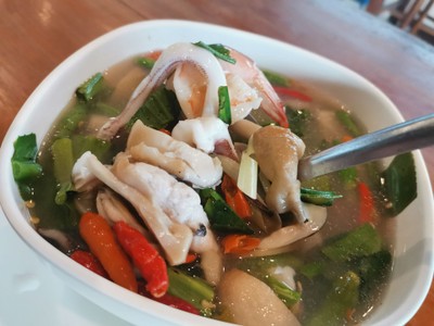 อาหาร หรือ เครื่องดื่ม