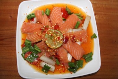 เมนูของร้าน ยำตำเติป สามกองตลาดทวีสมาน