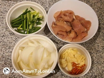 วิธีทำ หมูผัดน้ำมันหอย 🐷