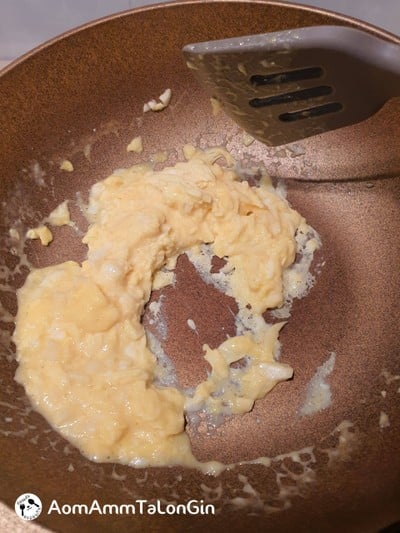 วิธีทำ ใบตำลึงผัดไข่ 🥚