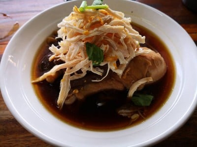 ก๋วยเตี๋ยวไก่มะระ หัวหินซอย51