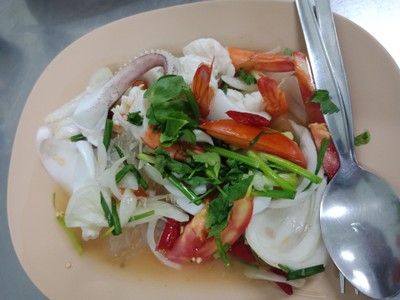 ยำวุ้นเส้นทะเล
