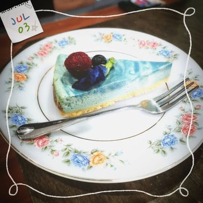 ชีสพายอัญชัน