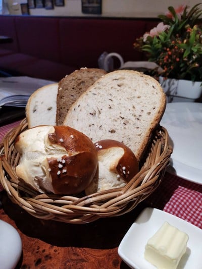 Bread basket