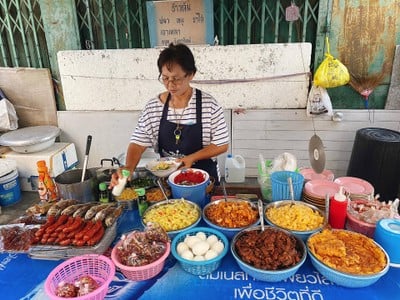 ข้าวต้มป้าต้อย ซอยรวมเผ่า หัวหิน