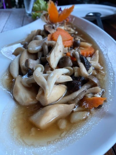 เห็ดผัดน้ำมันหอย