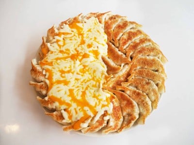 เมนูของร้าน KINZA GYOZA สุทธิสาร